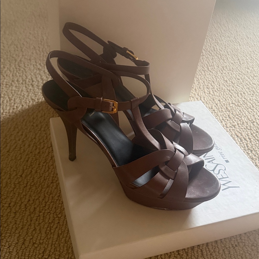 YSL Cognac leather tribute sandal!
